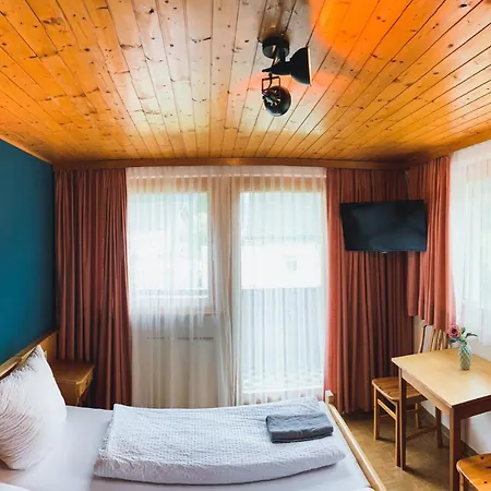 Bed & Breakfast Hideout Montafon Gortipohl